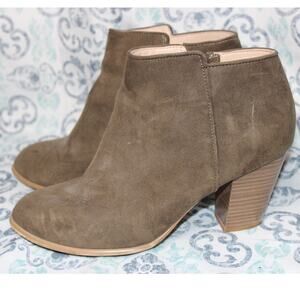 Old Navy Women's Faux Suede‎ Zip Ankle Boots Block Heel Size 9